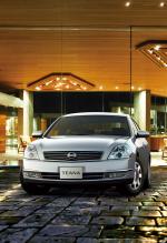 Nissan Teana 2003 года